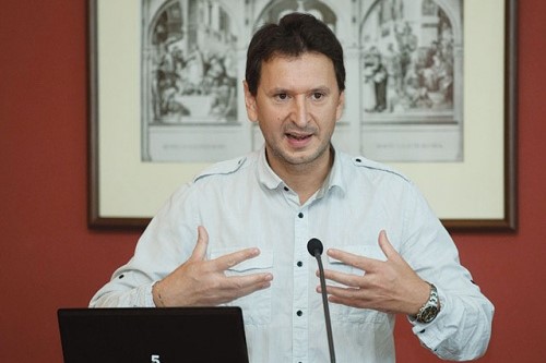 balázs szegedy dynasnet researcher